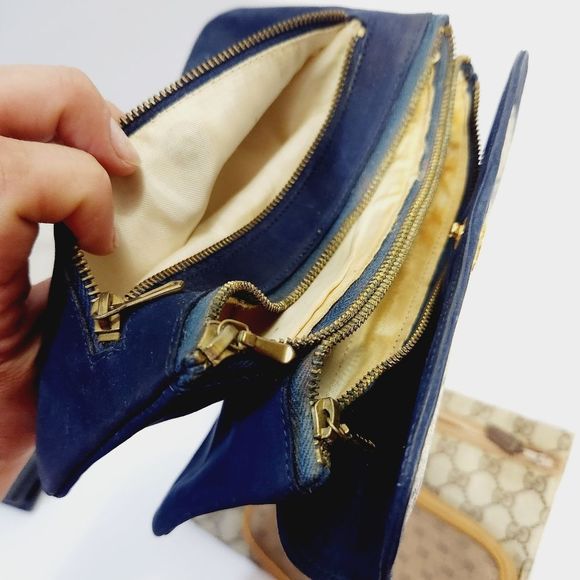 2 Authentic Vintage gucci 80s rare pouches bags clutches pieces - Picture 13 of 16